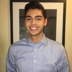 Meet your Posher, Edgardo